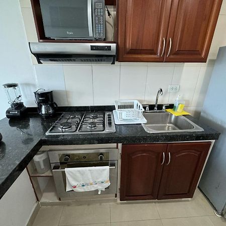 Apartamento En Laguito Ed Torres Del Lago 604 Icdi Cartagena Luaran gambar