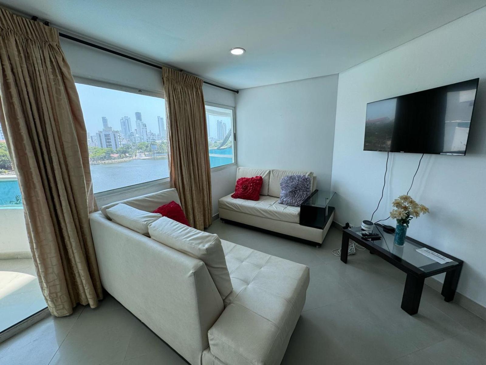 Apartamento En Laguito Ed Torres Del Lago 604 Icdi Cartagena Luaran gambar