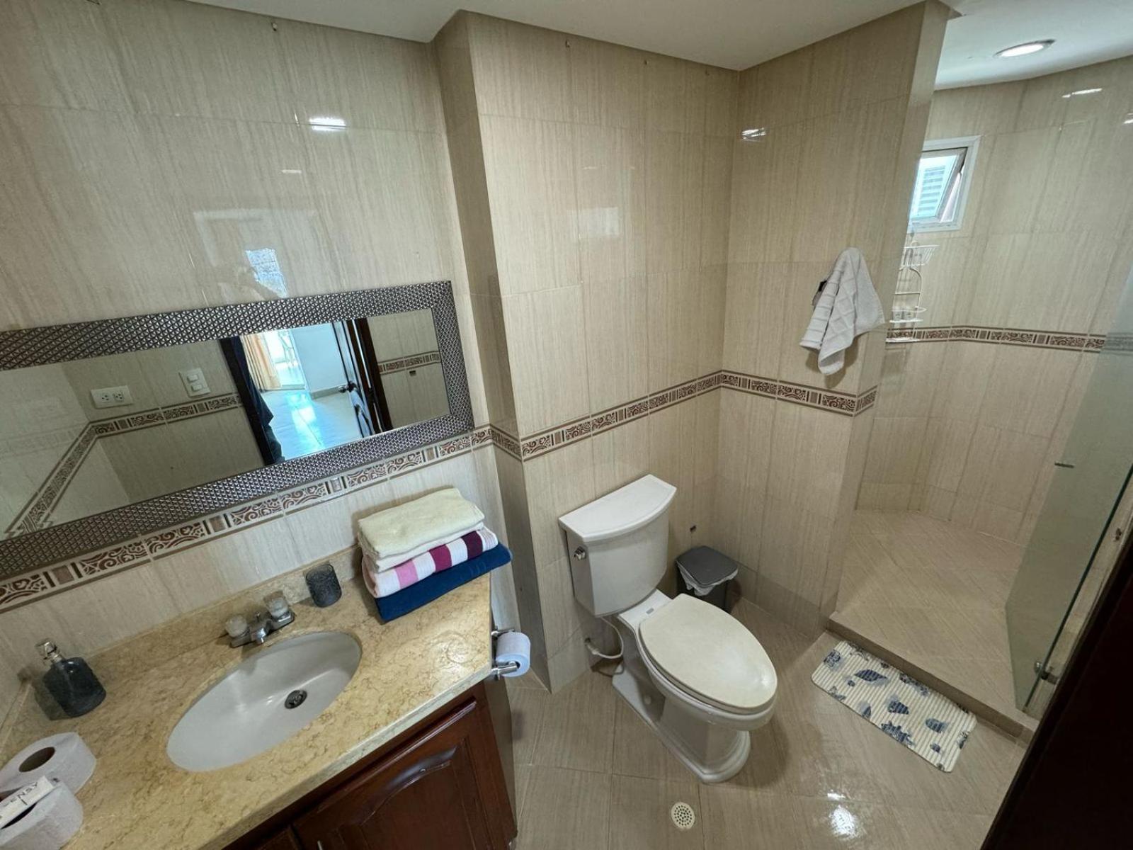 Apartamento En Laguito Ed Torres Del Lago 604 Icdi Cartagena Luaran gambar